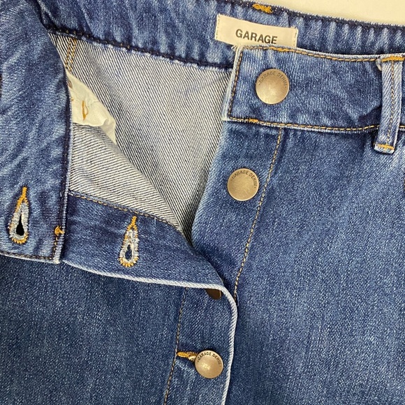 Garage Denim Mini Skirt Button Front Blue Jean Skirt - Picture 9 of 10